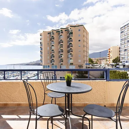 Apartment Live Serviola